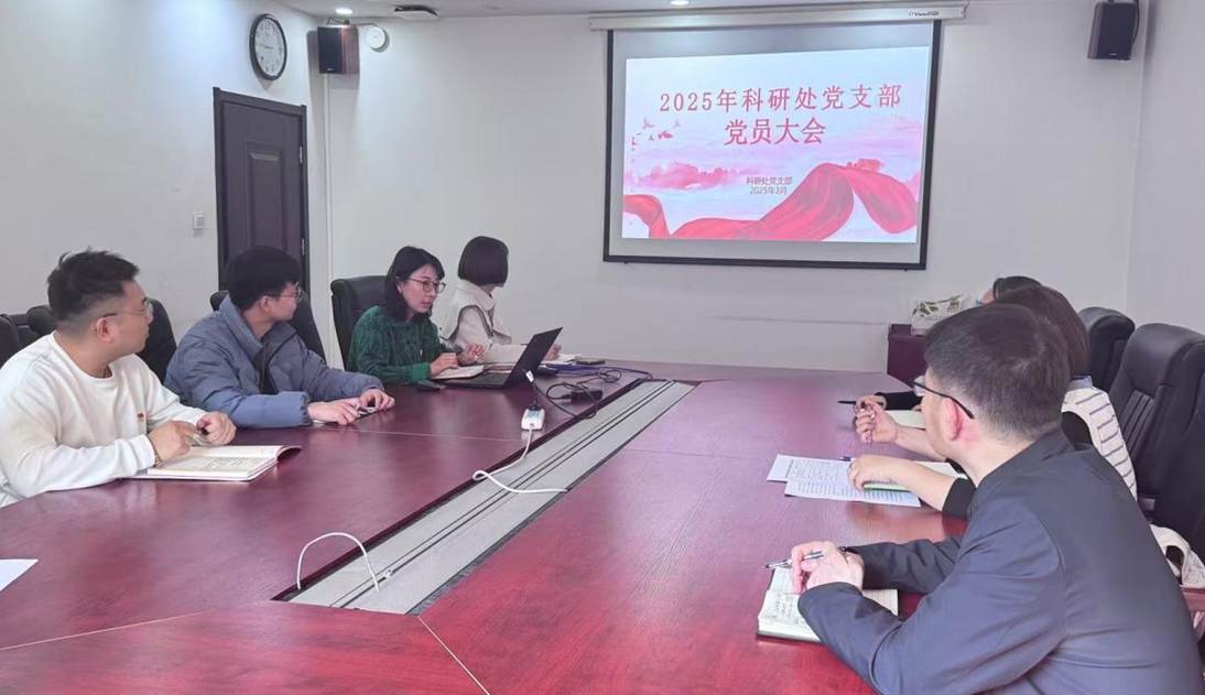 会议室里的人们AI 生成的内容可能不正确。